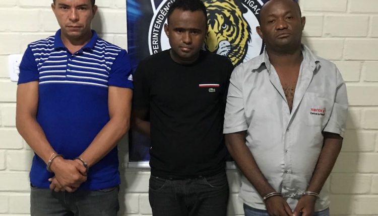 Polícia Civil prende trio suspeito de roubo a veículos em São Luís