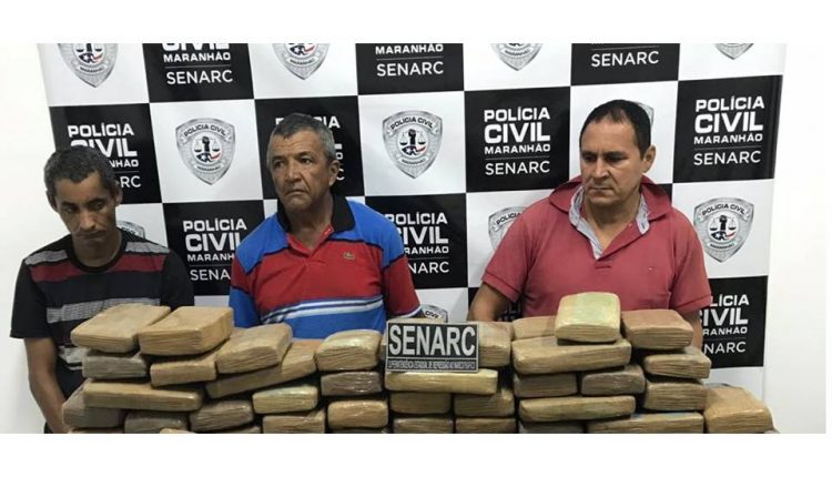 SENARC APREENDE CERCA DE 300KG DE MACONHA PRENSADA EM MIRANDA DO NORTE