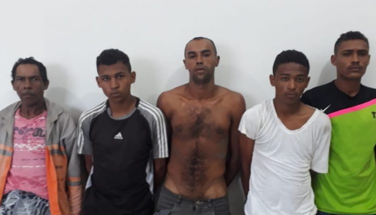 CINCO PESSOAS SÃO PRESAS PELA POLÍCIA CIVIL SUSPEITAS DE GERENCIAR O TRÁFICO DE DROGAS EM SANTA RITA
