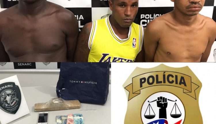 POLÍCIA CIVIL PRENDE TRIO ENVOLVIDO COM DROGAS NA ILHINHA, APREENDE 1KG DE ENTORPECENTES E R$ 448,00 EM DINHEIRO SSP – ASCOM