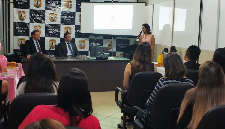 Polícia Civil presta homenagem ao Dia Internacional da Mulher