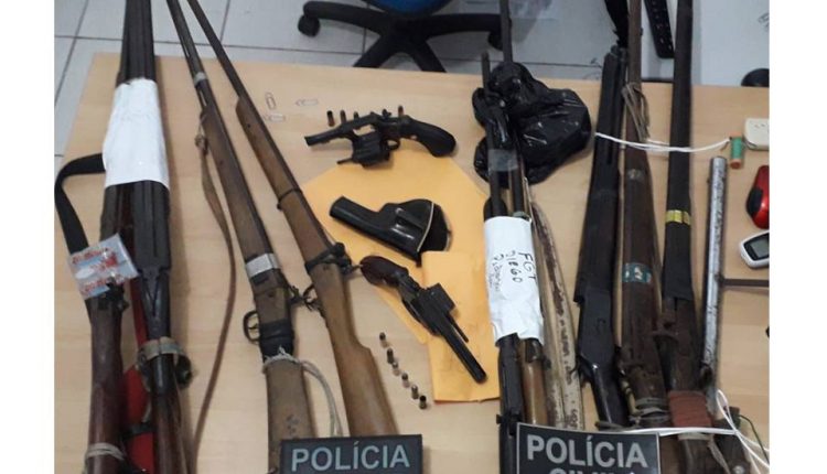 EM SANTA QUITÉRIA, OITO PESSOAS SÃO PRESAS PELAS FORÇAS DE SEGURANÇA POR ORGANIZAÇÃO CRIMINOSA