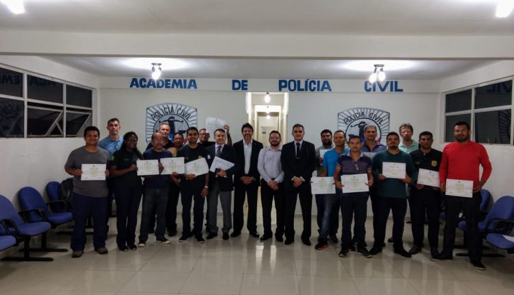 POLÍCIA CIVIL DO MARANHÃO, POR MEIO DA ACADEPOL, REALIZA O CURSO DE RECICLAGEM ANUAL PARA OS SERVIDORES DA SEGURANÇA INSTITUCIONAL DO FÓRUM DA SEÇÃO JUDICIÁRIA FEDERAL