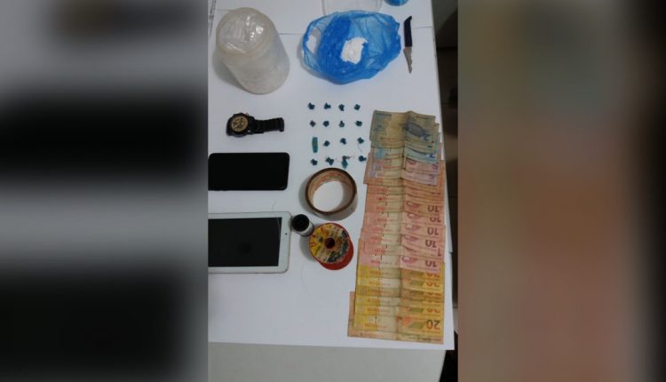 POLÍCIA CIVIL PRENDE EM FLAGRANTE UM CASAL DE TRAFICANTES EM NINA RODRIGUES