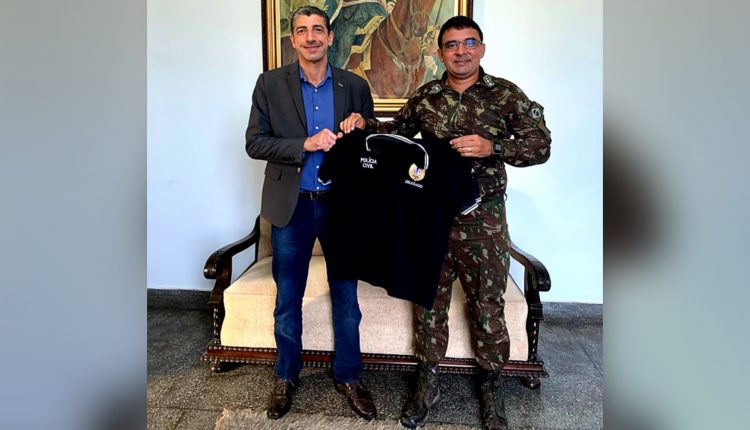 POLÍCIA CIVIL DO MARANHÃO REALIZA VISITA OFICIAL AO EXÉRCITO BRASILEIRO EM SÃO LUÍS