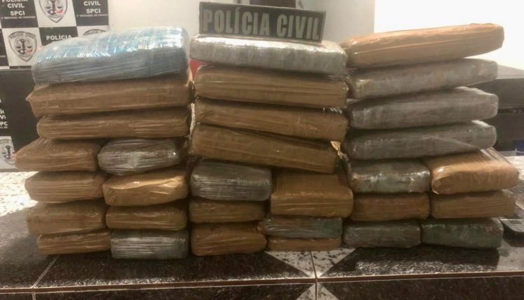 POLÍCIA CIVIL PRENDE DUAS PESSOAS COM 31KG DE DROGAS EM PINHEIRO