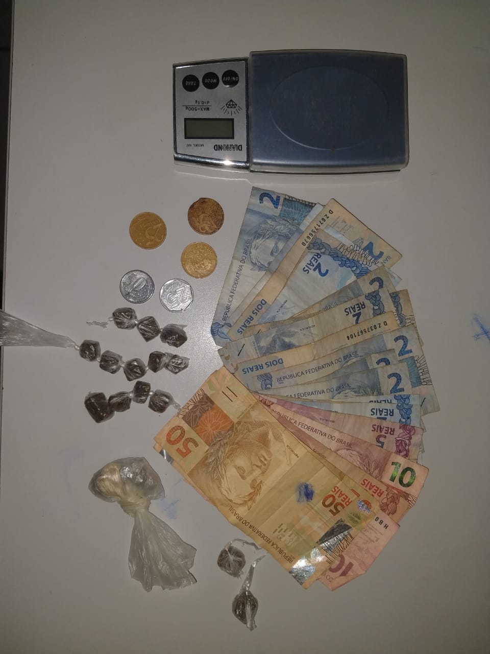 POLÍCIA CIVIL PRENDE EM FLAGRANTE MAIS UM INDIVÍDUO SUSPEITO DE TRÁFICO DE DROGAS EM COROATÁ