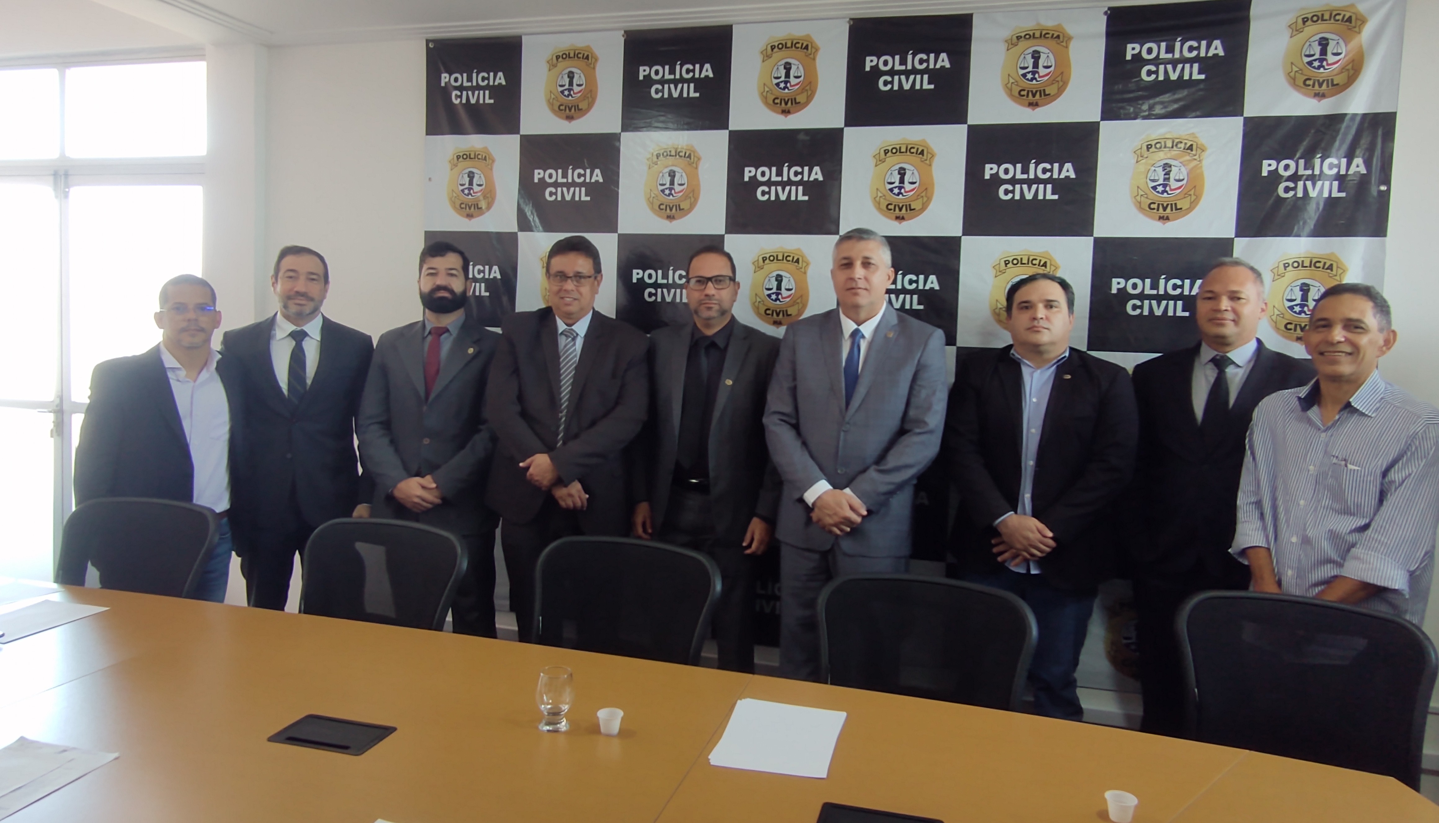 DELEGADO-GERAL JAIR DE PAIVA REALIZA PRIMEIRA REUNIÃO COM NOVOS GESTORES DA POLÍCIA CIVIL DO MARANHÃO