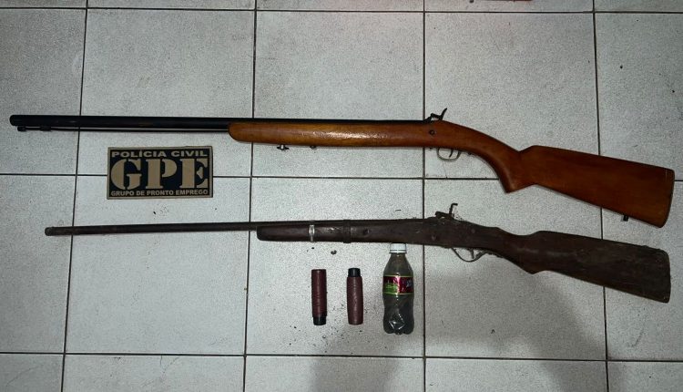 DURANTE CUMPRIMENTO DE MANDADO DE PRISÃO POR HOMICÍDIO, POLÍCIA CIVIL PRENDE EM FLAGRANTE HOMEM POR POSSE ILEGAL DE ARMA DE FOGO, EM CODÓ