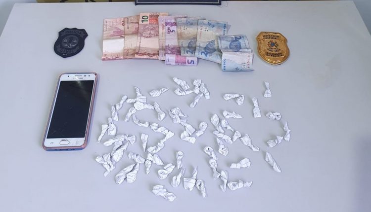 EM MIRANDA DO NORTE, POLÍCIA CIVIL DESMONTA PONTO DE VENDAS DE DROGAS QUE FUNCIONAVA NA PRESENÇA DE CRIANÇAS E MORADORES