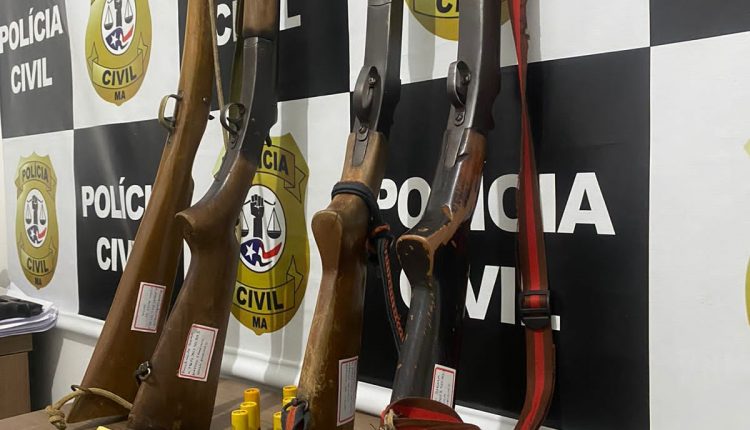 QUATRO PESSOAS SÃO PRESAS PELA POLÍCIA CIVIL POR POSSE IRREGULAR DE ARMA DE FOGO, EM SÃO DOMINGOS DO MARANHÃO