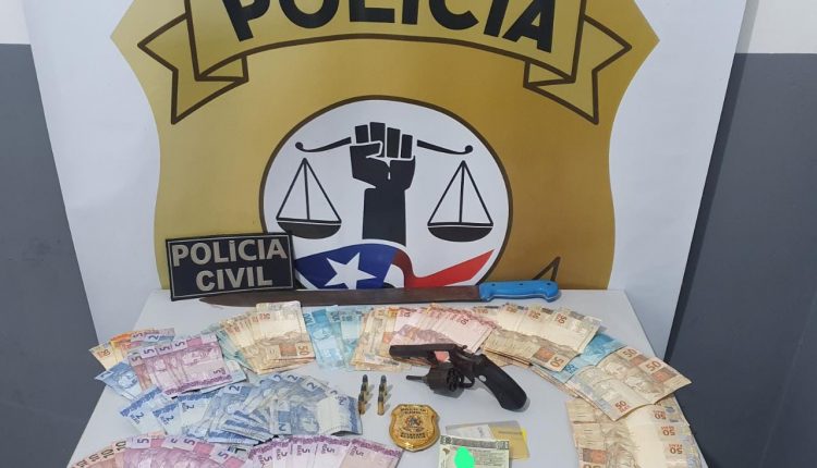 POLÍCIA CIVIL PRENDE HOMEM POR VIOLÊNCIA DOMÉSTICA E POSSE ILEGAL DE ARMA DE FOGO, EM MIRANDA DO NORTE