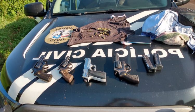 NO INTERIOR DO ESTADO, POLÍCIA CIVIL PRENDE UMA PESSOA E APREENDE QUATRO ARMAS DE FOGO