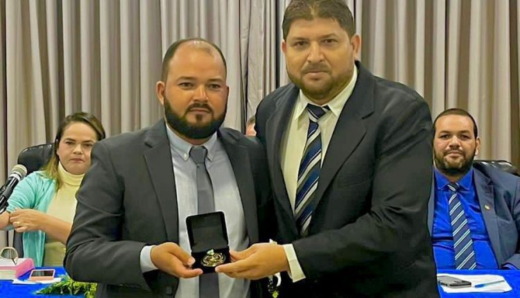 INVESTIGADOR DE POLÍCIA NORDMAN RIBEIRO FILHO RECEBE HONRARIA DA CÂMARA MUNICIPAL DE SANTA INÊS