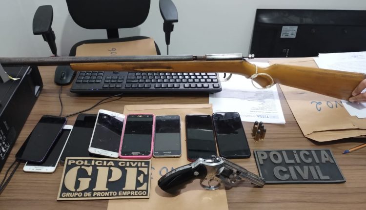 BEQUIMÃO E ALCANTÂRA SÃO ALVOS DE UMA OPERAÇÃO DA POLÍCIA CIVIL DE REPRESSÃO AO CRIME DE ROUBO; DUAS PESSOAS FORAM PRESAS E ARMAS DE FOGO APREENDIDAS