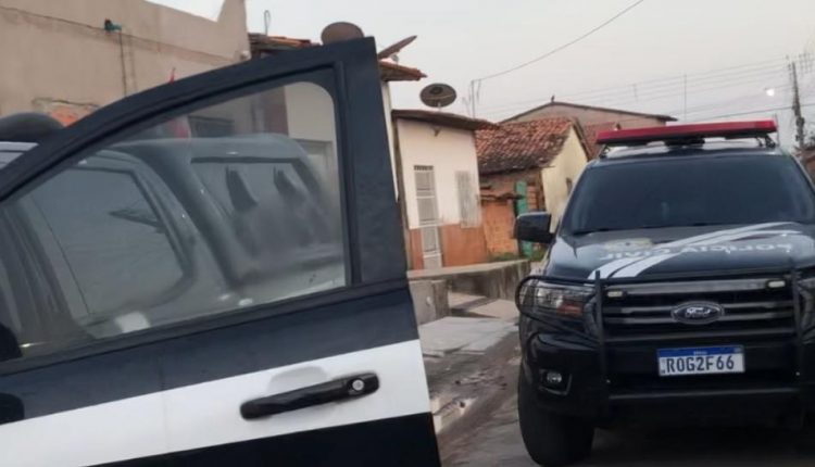 EM FLAGRANTE: POLÍCIA CIVIL PRENDE INTEGRANTES DE ASSOCIAÇÃO CRIMINOSA ESPECIALIZADA EM ROUBOS A ESTABELECIMENTOS COMERCIAIS E RESIDÊNCIAS EM SÃO LUÍS