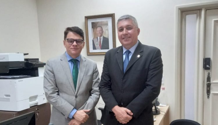DELEGADO-GERAL JAIR PAIVA PARTICIPA DE REUNIÕES COM CHEFES DE INSTITUIÇÕES PÚBLICAS E FORÇAS ARMADAS