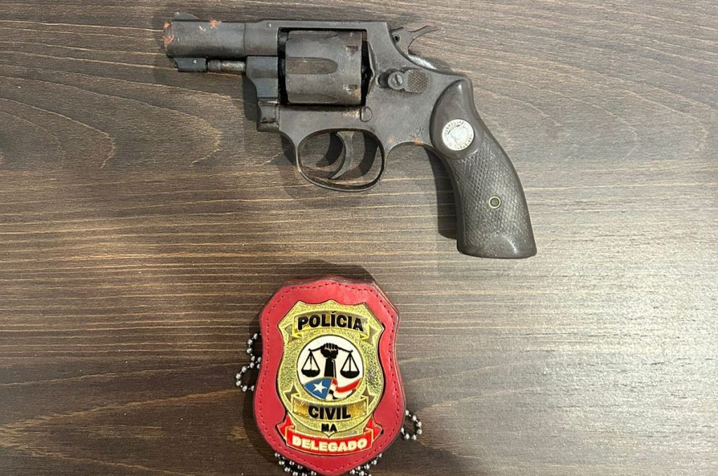 APÓS DENÚNCIA, POLÍCIA CIVIL APREENDE ARMA DE FOGO NA ZONA RURAL DE BEQUIMÃO