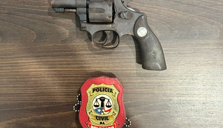 APÓS DENÚNCIA, POLÍCIA CIVIL APREENDE ARMA DE FOGO NA ZONA RURAL DE BEQUIMÃO