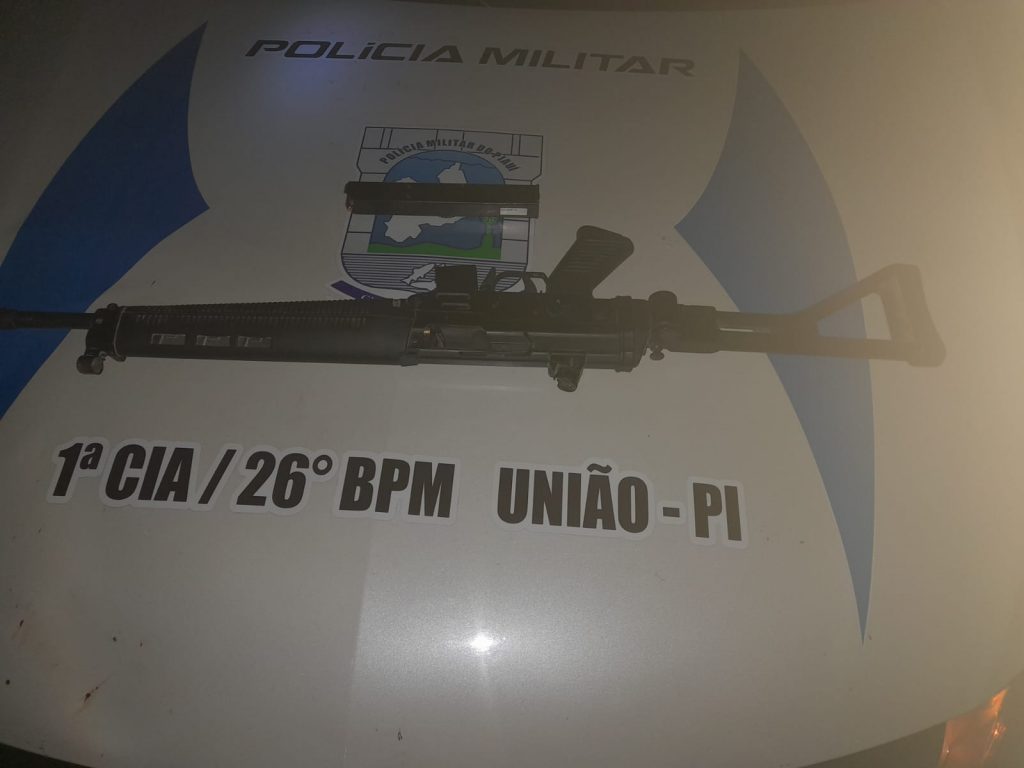 FORÇAS DE SEGURANÇA PRENDEM, EM BURITI, HOMEM QUE FURTOU METRALHADORA DE DENTRO DE DELEGACIA DO PIAUÍ