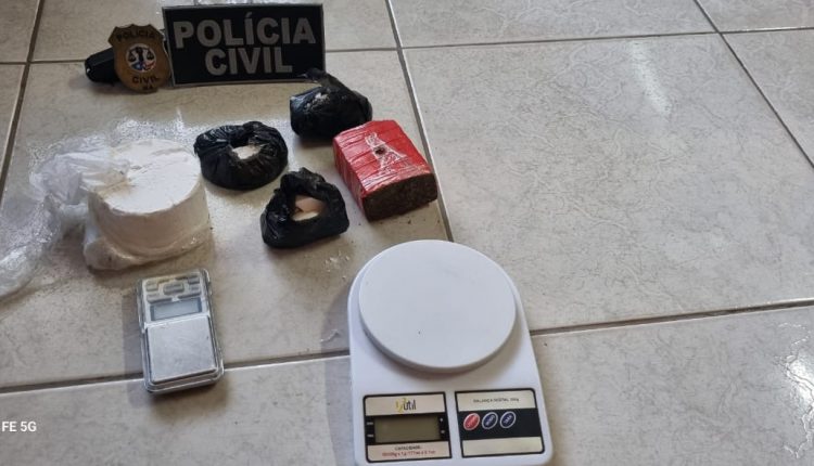 QUATRO PESSOAS SÃO PRESAS EM OPERAÇÃO DA POLÍCIA CIVIL DE COMBATE AO TRÁFICO DE DROGAS NA REGIÃO DO ITAQUI-BACANGA