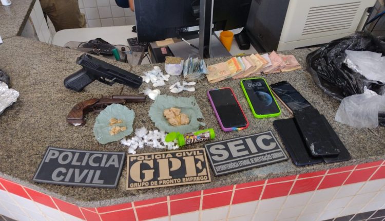 POLÍCIA CIVIL DEFLAGRA OPERAÇÃO DE REPRESSÃO AO TRÁFICO DE DROGAS EM ALCÂNTARA; QUATRO PESSOAS FORAM PRESAS