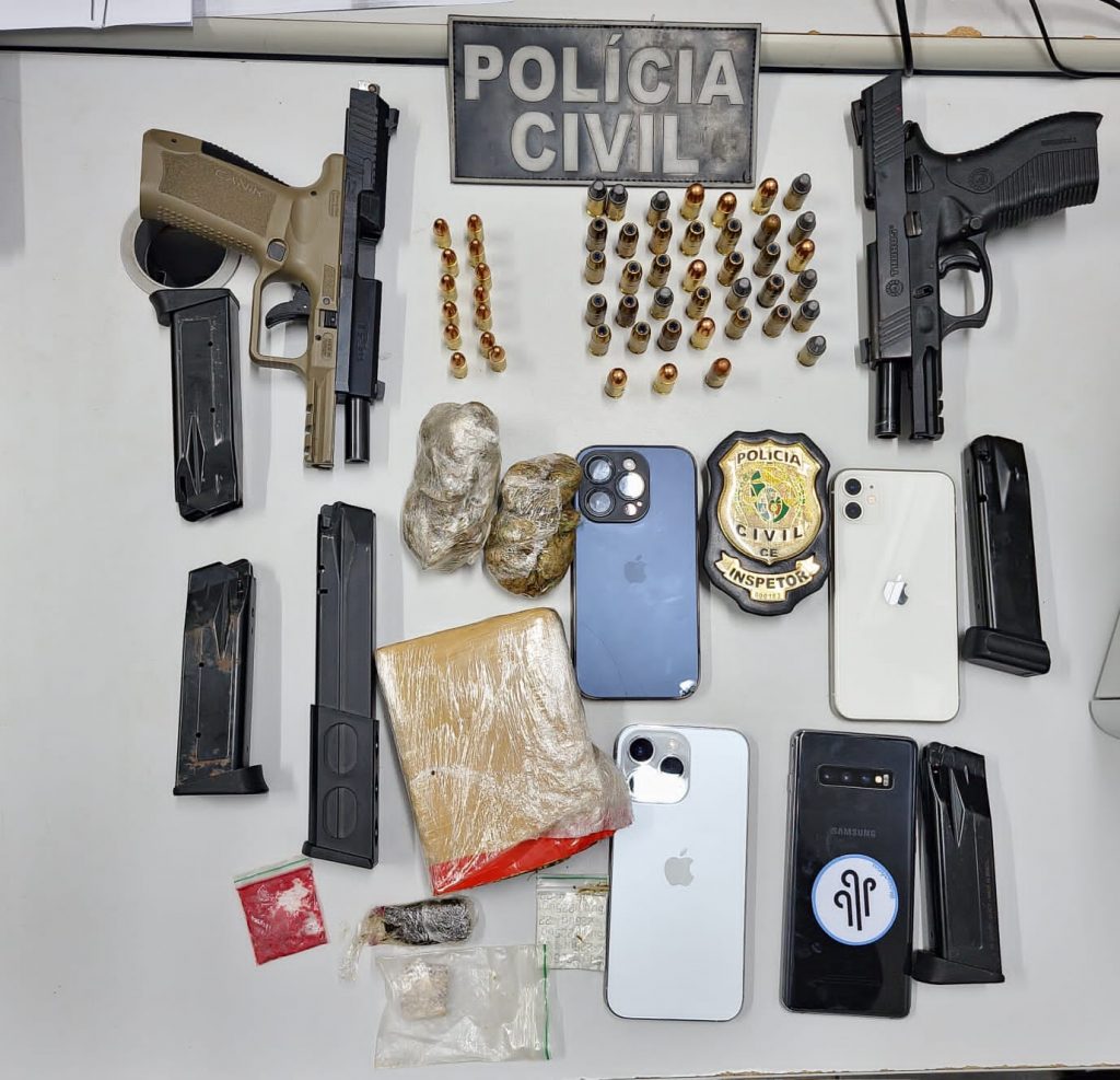 OPERAÇÃO PAZ : EM BARREIRINHAS, POLÍCIA CIVIL PRENDE DOIS HOMENS APONTADOS COMO CHEFES DE GRUPO CRIMINOSO ATUANTE NO TRÁFICO DE DROGAS E HOMICÍDIOS NA REGIÃO DE JIJOCA DE JERICOACOARA