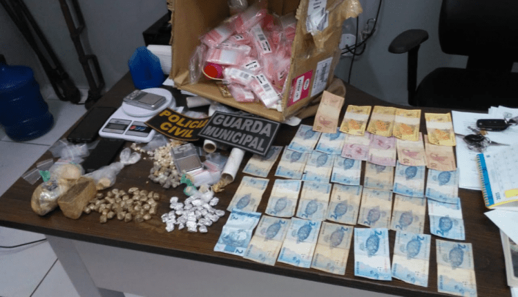 POLÍCIA CIVIL PRENDE,EM SÃO JOSÉ DE RIBAMAR, HOMEM POR TRÁFICO DE DROGAS