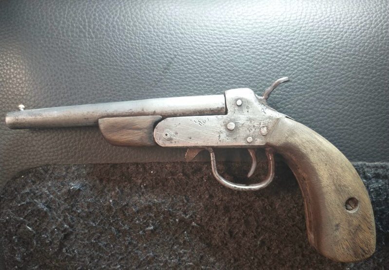 NA CIDADE DE VARGEM GRANDE, OPERAÇÃO POLICIAL RESULTA NA APREENSÃO DE ARMA DE FOGO POSSIVELMENTE USADA PARA ASSASSINAR PROFESSOR