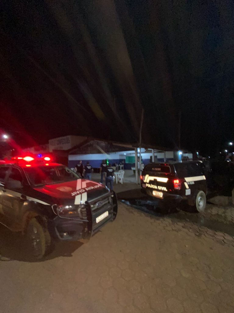 DE FORMA OSTENSIVA , POLÍCIA CIVIL DEFLAGRA OPERAÇÃO EM BAIRROS DE AÇAILÂNDIA