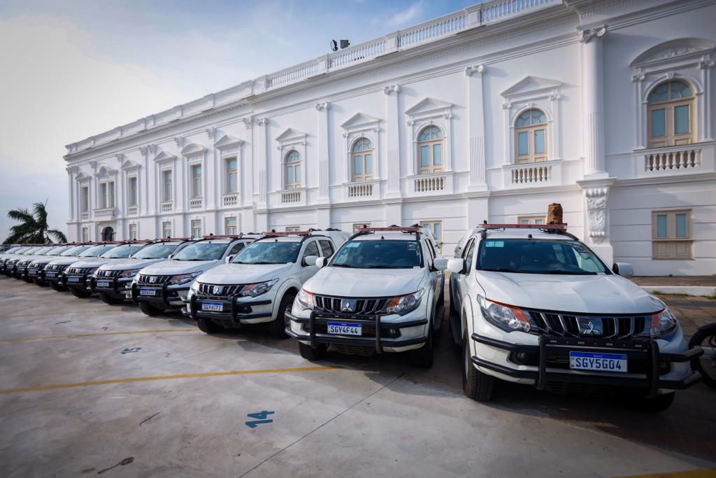 GOVERNO DO MARANHÃO E MJSP ENTREGAM 07 VIATURAS À POLÍCIA CIVIL