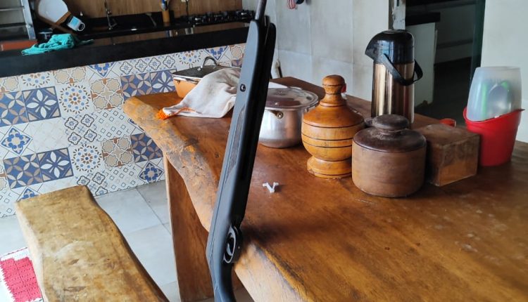 NA CIDADE DE SÃO MATEUS, POLÍCIA CIVIL PRENDE HOMEM QUE TENTAVA VENDER ARMA DE FOGO EM REDE SOCIAL