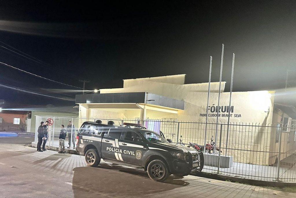 EM ARARI, POLÍCIA CIVIL PRENDE ADVOGADO E CLIENTE PELOS CRIMES DE TRÁFICO DE DROGAS E ASSOCIAÇÃO PARA O TRÁFICO