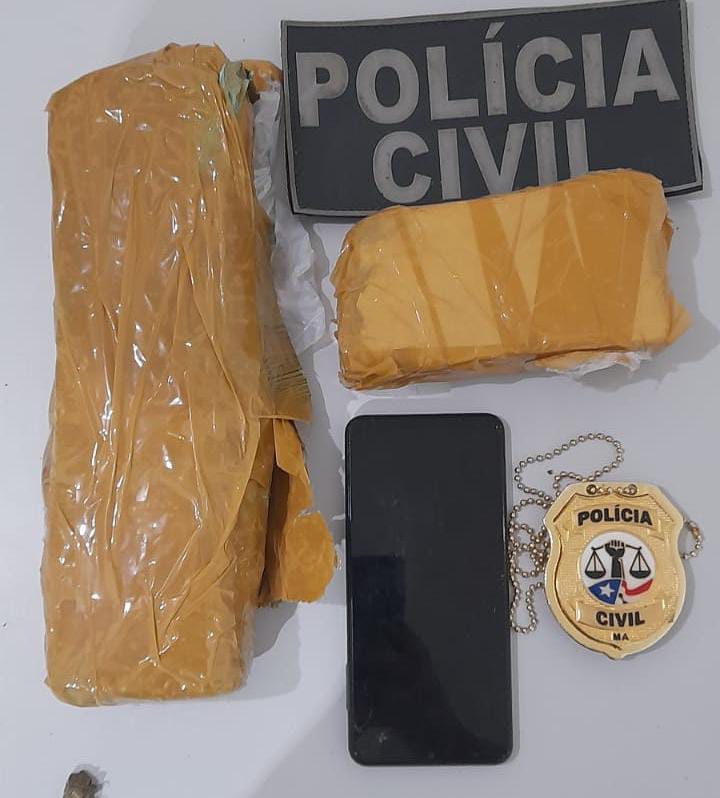 EM BACURI, POLÍCIA CIVIL PRENDE HOMEM POR TRANSPORTAR DROGAS EM MOCHILA DURANTE VIAGEM