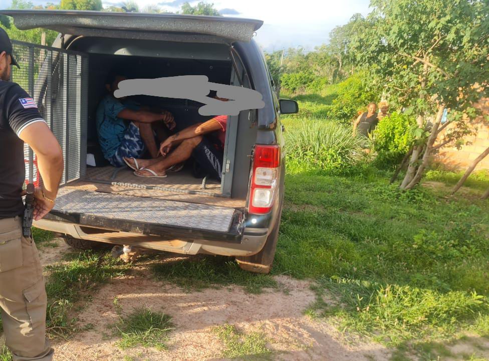 EM SÃO MATEUS POLÍCIA CIVIL PRENDE DOIS HOMENS POR CRIME DE HOMICÍDIO