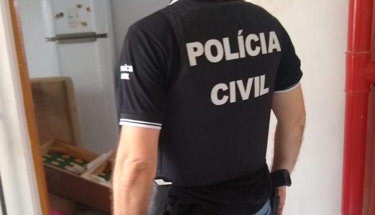 NA GRANDE ILHA, DOIS HOMENS SÃO AUTUADOS EM FLAGRANTE POR AMEAÇA E PORTE ILEGAL DE ARMA DE FOGO