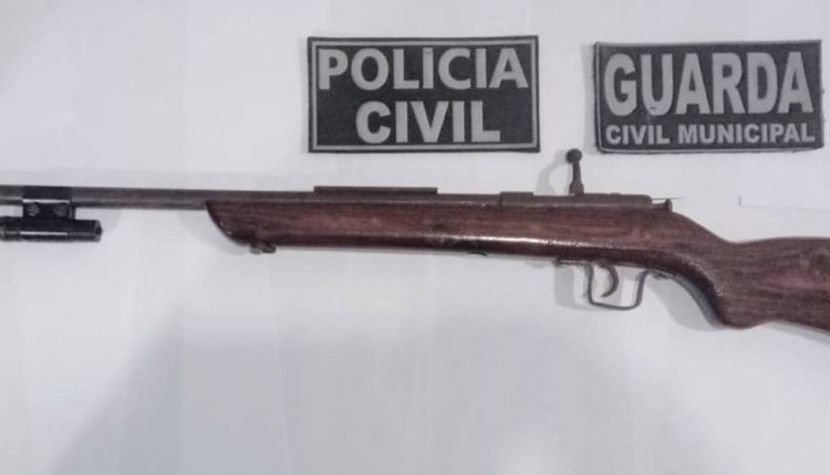 AÇÕES DA POLÍCIA CIVIL RESULTAM EM DUAS PRISÕES POR POSSE ILEGAL DE ARMA DE FOGO E TRÁFICO DE DROGAS NO INTERIOR DO ESTADO