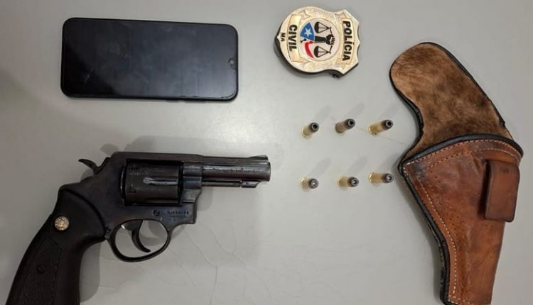 POLÍCIA CIVIL PRENDE EM FLAGRANTE HOMEM PORTANDO ARMA DE FOGO MUNICIADA EM COELHO NETO