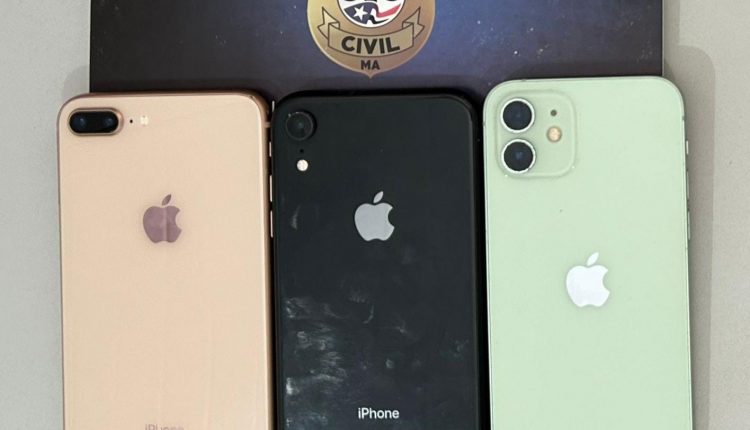 POLÍCIA CIVIL RECUPERA TRÊS APARELHOS CELULARES ROUBADOS NA CAPITAL