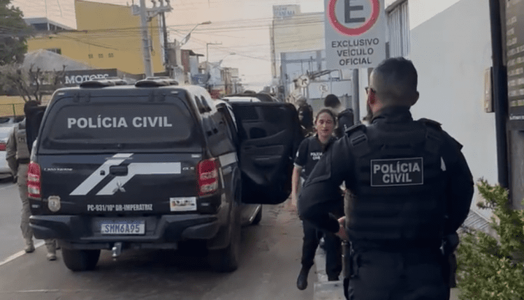 POLÍCIA CIVIL PRENDE DUPLA POR APLICAR GOLPES DENTRO DE AGÊNCIAS BANCÁRIAS NO INTERIOR DO ESTADO