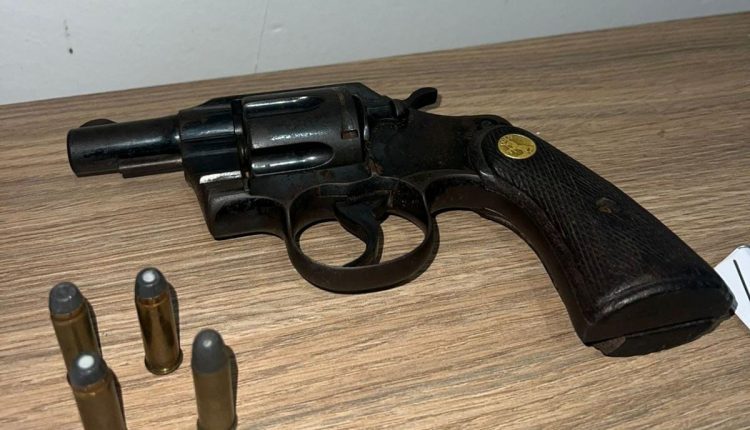 PRESO, EM SÃO DOMINGOS DO MARANHÃO, HOMEM QUE EFETUOU DISPAROS DE ARMA DE FOGO DURANTE CAVALGADA