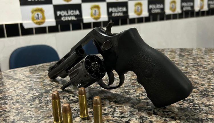 HOMEM É PRESO PORTANDO ARMA DE FOGO EM BURITICUPU