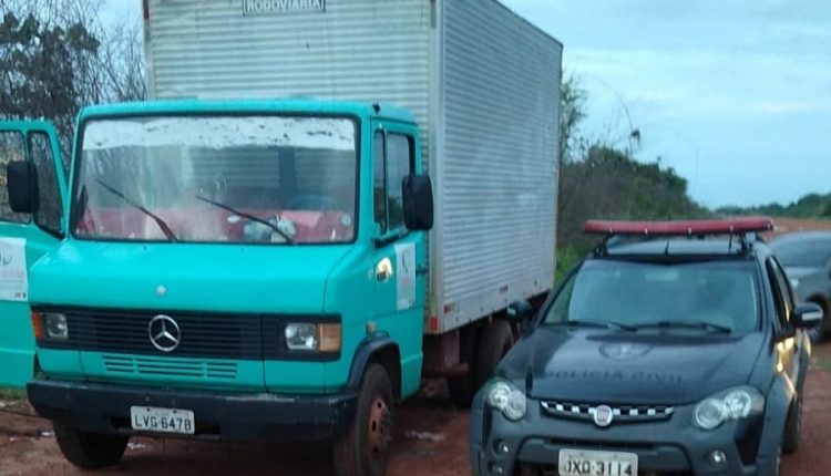 POLÍCIA CIVIL RECUPERA CAMINHÃO E CARGA DE UTENSÍLIOS DOMÉSTICOS FURTADOS EM CAXIAS