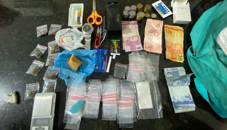EM ARARI, HOMEM É PRESO EM FLAGRANTE POR TRÁFICO DE DROGAS