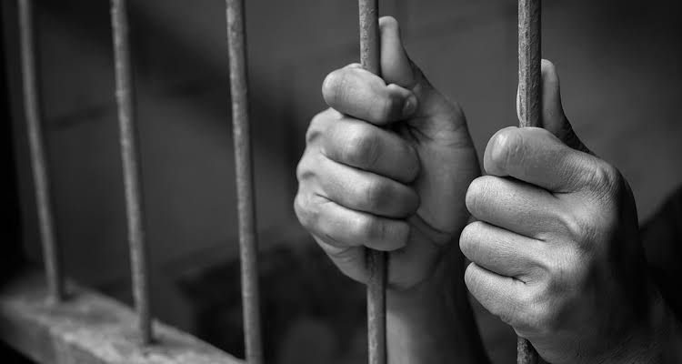 HOMEM É PRESO PELA PRÁTICA DE CRIME DE DESCUMPRIMENTO DE MEDIDA PROTETIVA DE URGÊNCIA EM AÇAILÂNDIA