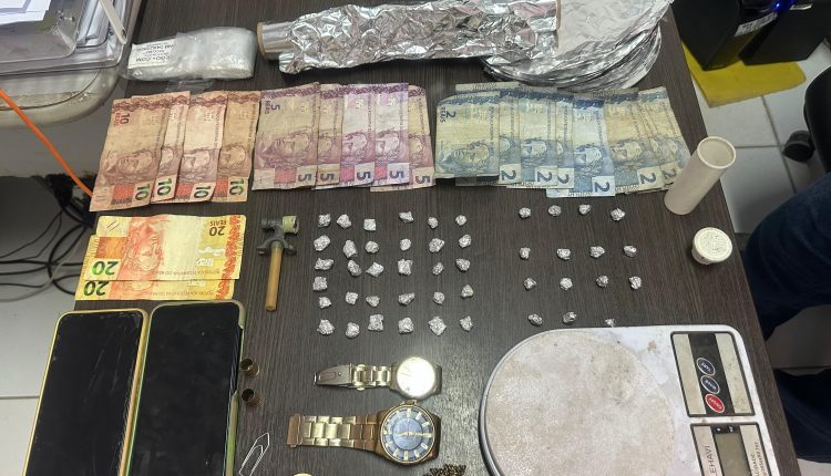 POLÍCIA CIVIL PRENDE DOIS INDIVÍDUOS POR TRÁFICO DE DROGAS EM SANTA INÊS