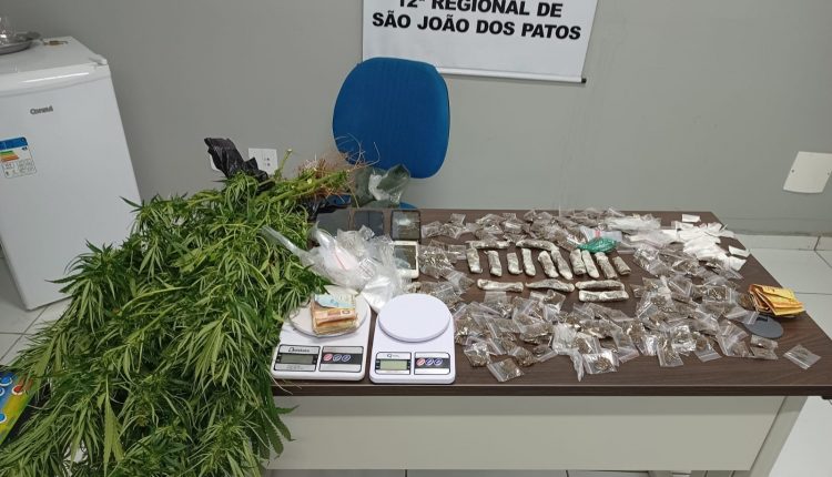 OPERAÇÃO INTEGRADA PRENDE TRÊS SUSPEITOS POR TRÁFICO DE DROGAS EM SÃO JOÃO DOS PATOS