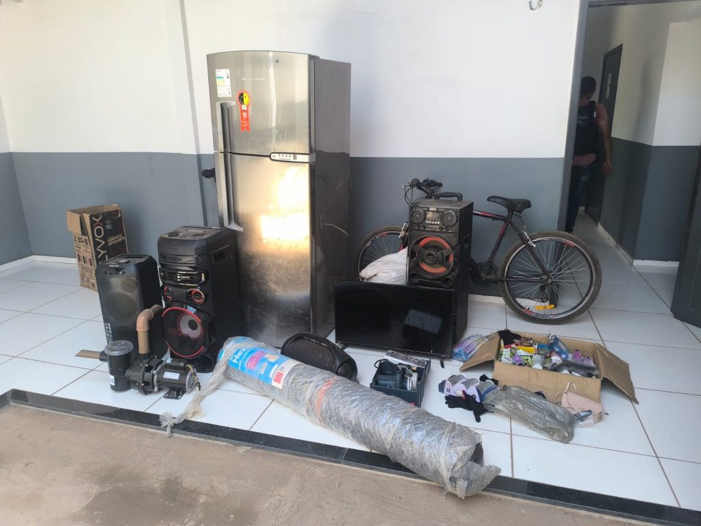 POLÍCIA CIVIL RECUPERA VÁRIOS BENS FURTADOS DE SÍTIOS EM TIMON