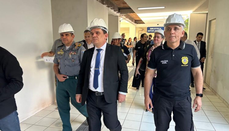 DELEGADO-GERAL ACOMPANHA DE PERTO OS AVANÇOS NAS OBRAS DO NOVO PRÉDIO-SEDE DA POLÍCIA CIVIL DO MARANHÃO