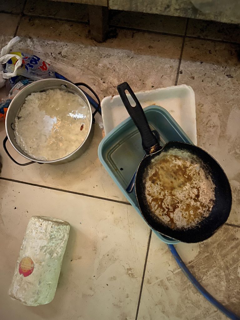 EM SÃO BENTO, POLÍCIA CIVIL PRENDE MULHER EM FLAGRANTE PELOS CRIMES DE CÁRCERE PRIVADO E MAUS-TRATOS